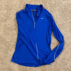 NIKE halfzip